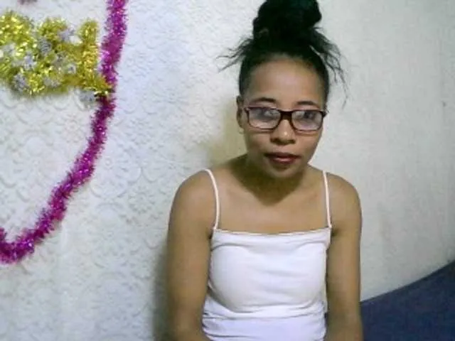 Live sex webcam photo for Ritchy144 #277540044