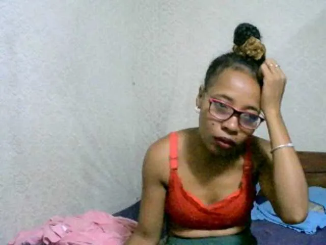 Live sex webcam photo for Ritchy144 #277598115