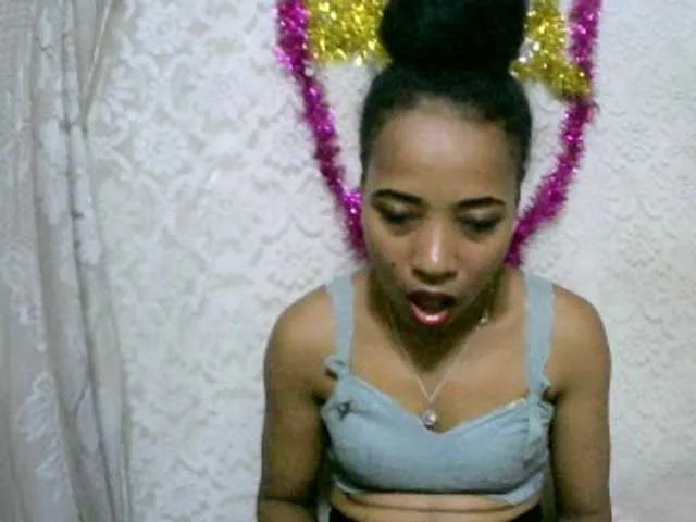 Live sex webcam photo for Ritchy144 #277637478