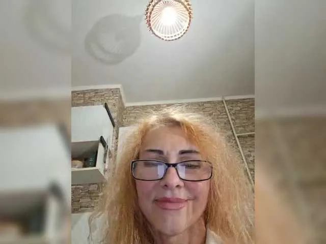 Live sex webcam photo for Ritia #292057240