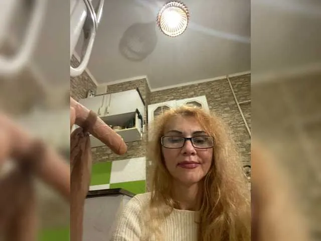 Live sex webcam photo for Ritia #292145252