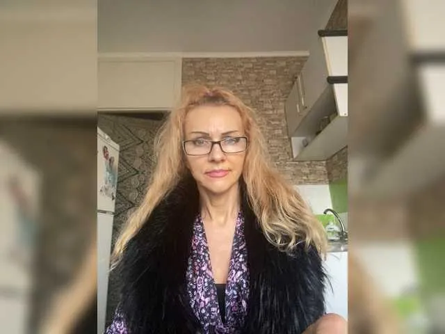 Live sex webcam photo for Ritia #292328792