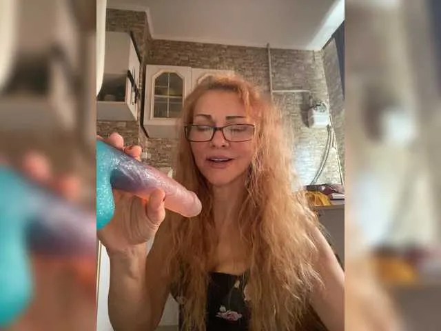 Live sex webcam photo for Ritia #293507274