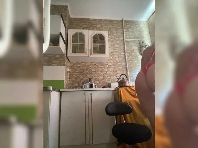 Live sex webcam photo for Ritia #293831580
