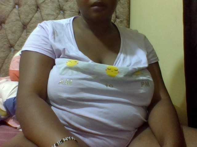 Live sex webcam photo for Rityb #277038682