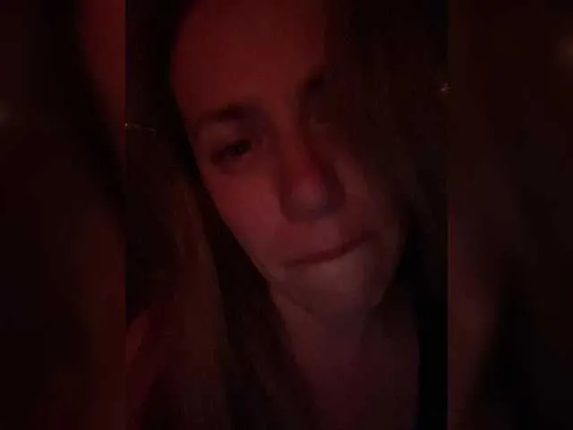 Live sex webcam photo for Riuna #291504247