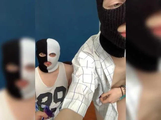 Live sex webcam photo for RobiGood #272563929