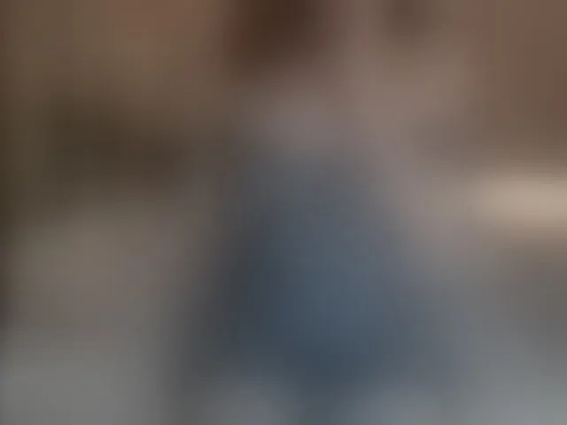 Live sex webcam photo for Robin-02 #293975713