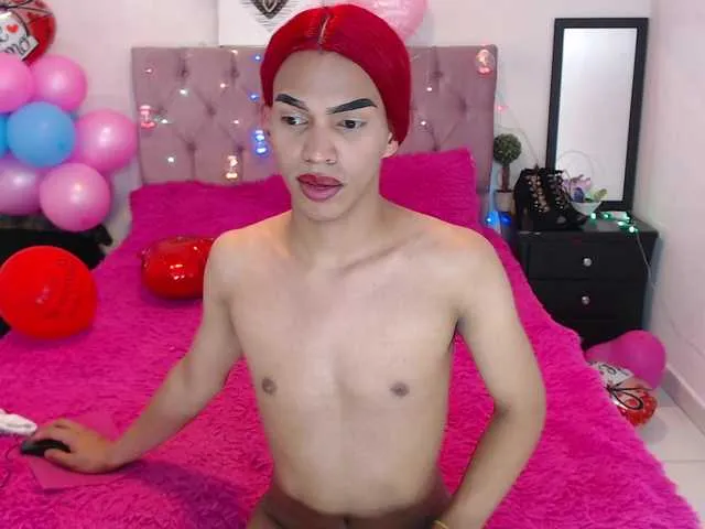 Live sex webcam photo for RobinsonBaker #277419879