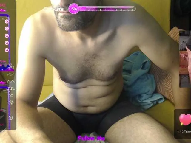 Live sex webcam photo for RobyHome #276137959