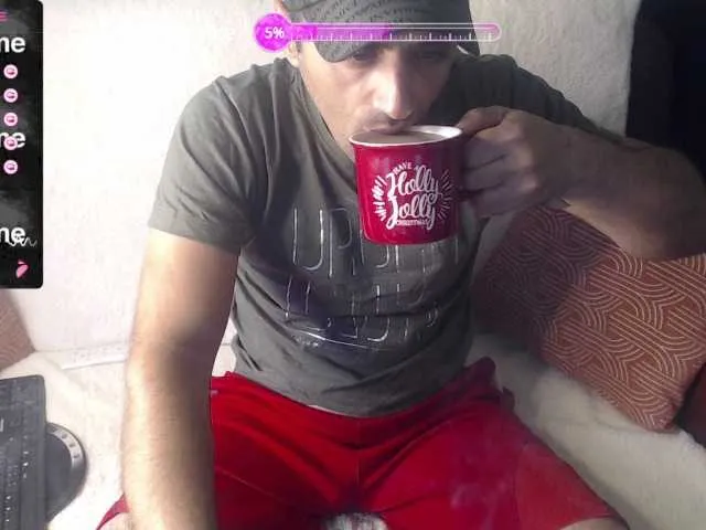 Live sex webcam photo for RobyHome #276543756