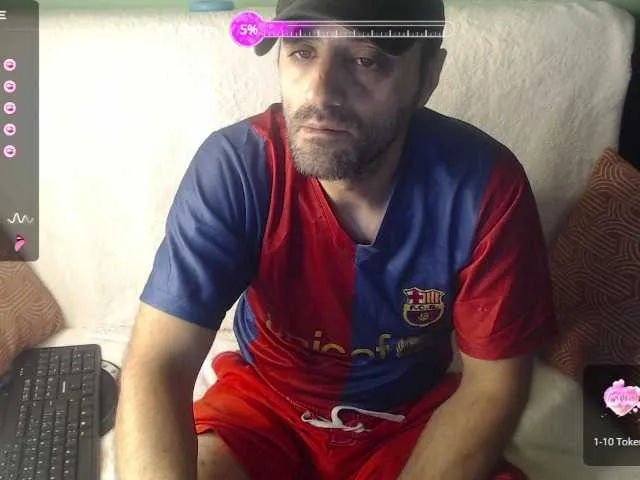 Live sex webcam photo for RobyHome #276634490