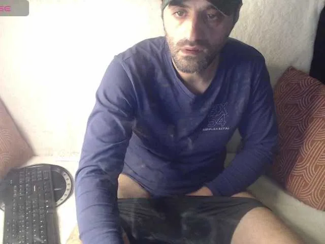 Live sex webcam photo for RobyHome #276768787