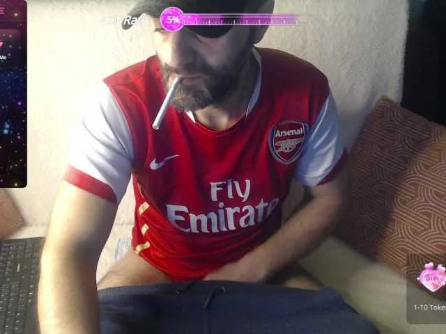 Live sex webcam photo for RobyHome #277185025