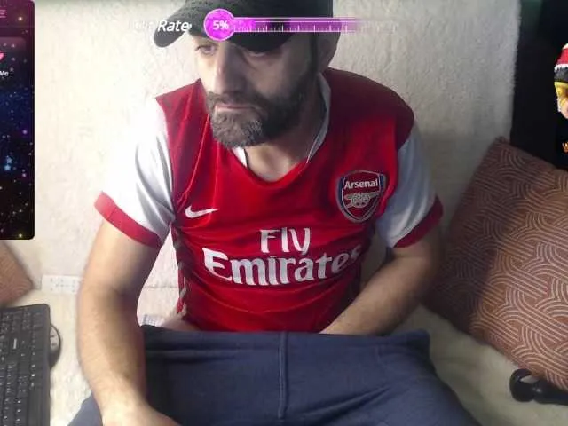 Live sex webcam photo for RobyHome #277194101