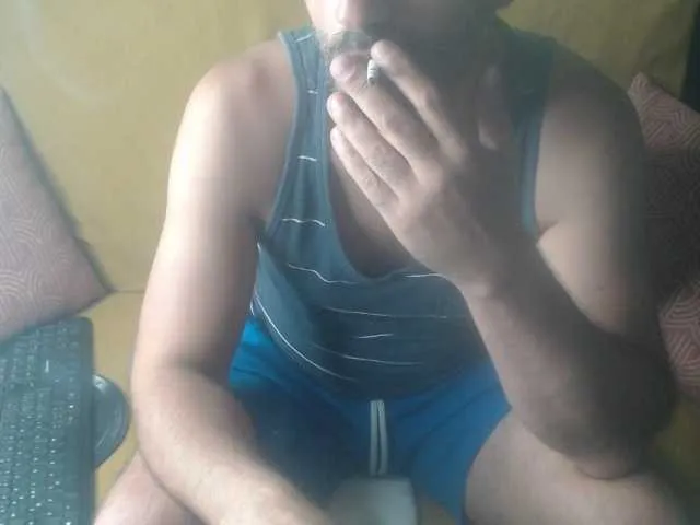 Live sex webcam photo for RobyHome #290029978