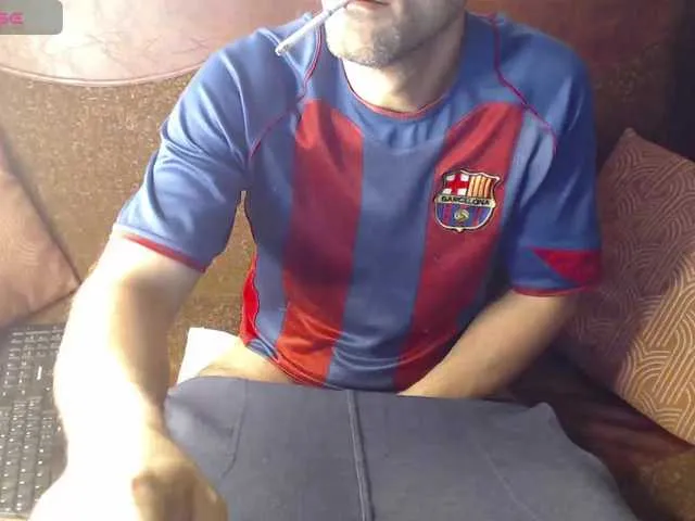 Live sex webcam photo for RobyHome #290278443