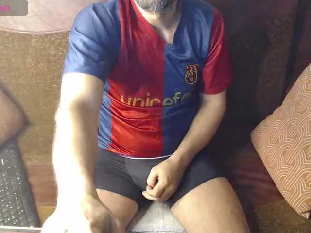 Live sex webcam photo for RobyHome #290422918