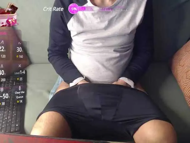 Live sex webcam photo for RobyHome #290697269