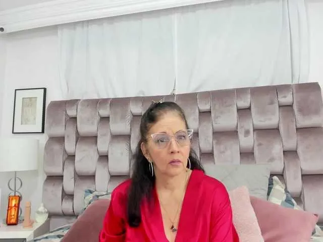 Live sex webcam photo for RocioTorres #276184253