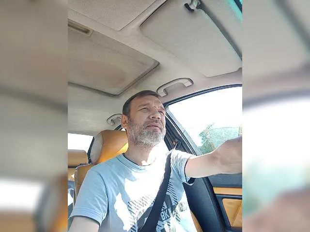 Live sex webcam photo for Roma22907-1 #278145631