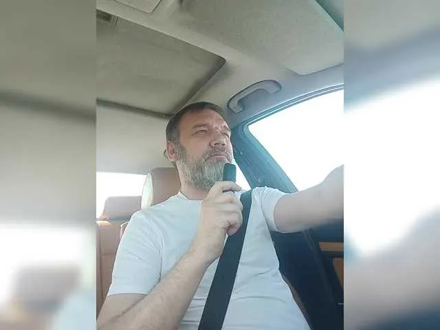 Live sex webcam photo for Roma22907-1 #291237088