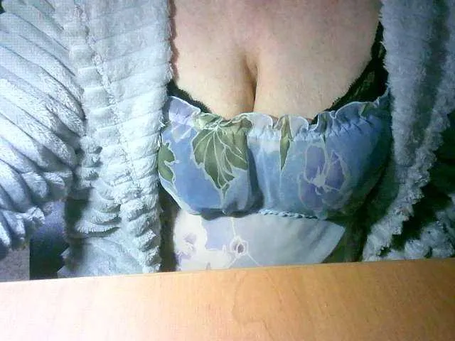 Live sex webcam photo for RomachkaT #271946586