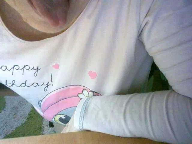 Live sex webcam photo for RomachkaT #272058798