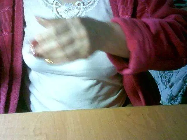 Live sex webcam photo for RomachkaT #272239369