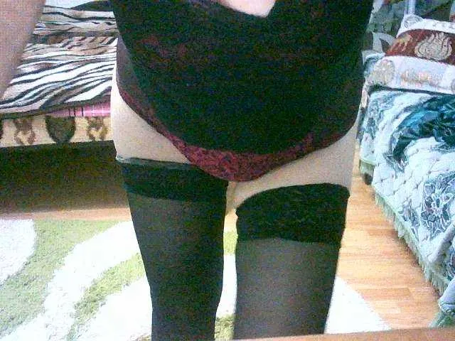 Live sex webcam photo for RomachkaT #272400993