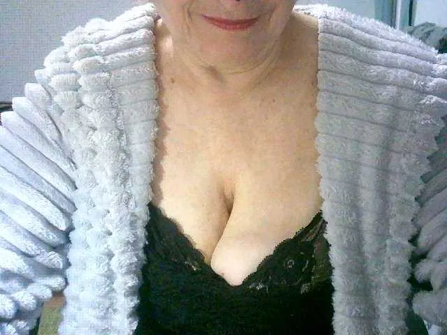 Live sex webcam photo for RomachkaT #272522620