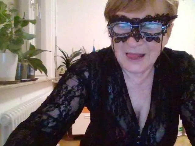 Live sex webcam photo for RomachkaT #277167449