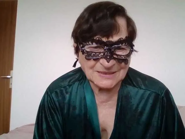 Live sex webcam photo for RomachkaT #278049606