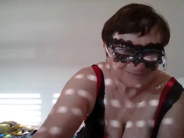 Live sex webcam photo for RomachkaT #278296604