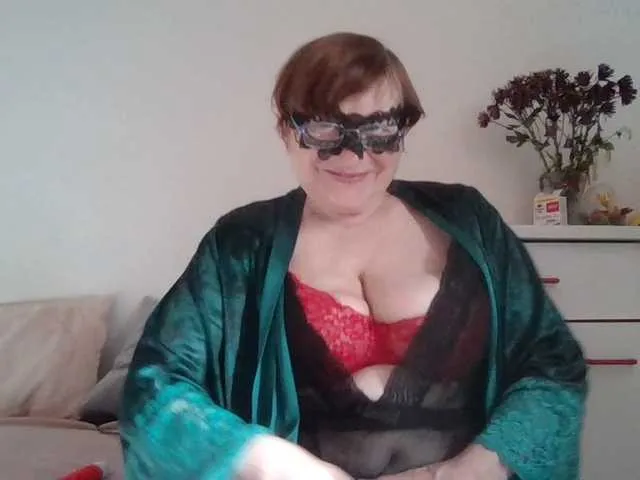 Live sex webcam photo for RomachkaT #293535324
