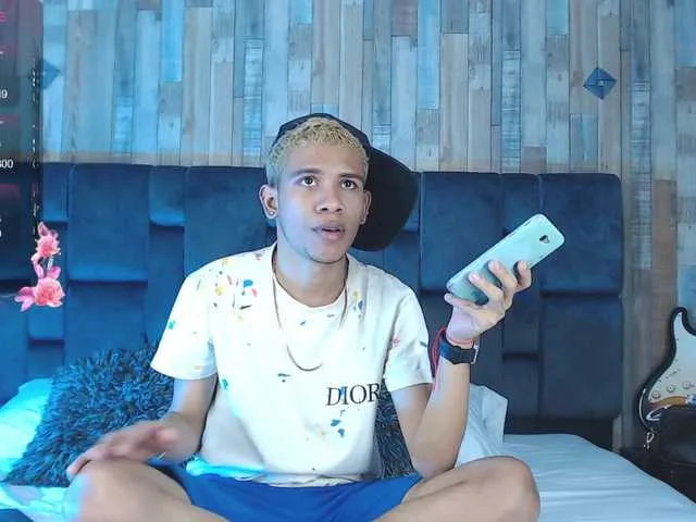 Live sex webcam photo for RomanCartier #277811619