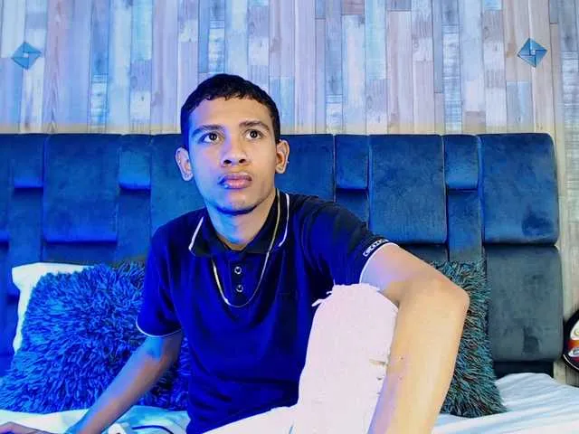 Live sex webcam photo for RomanCartier #278024679