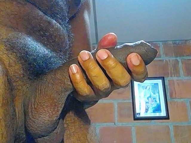 Live sex webcam photo for Romeomega22 #276735533