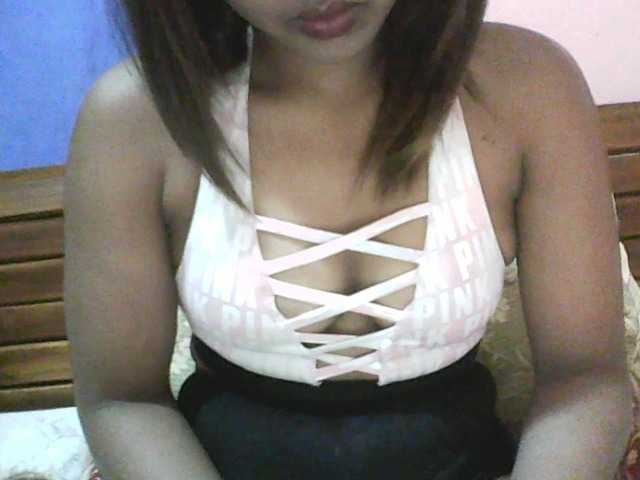 Live sex webcam photo for Roniquelah #272503197