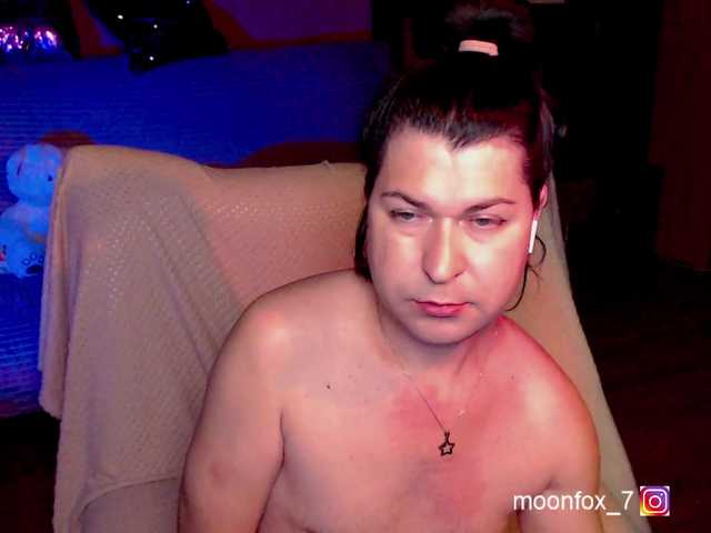 Live sex webcam photo for RonniClapps #276207294