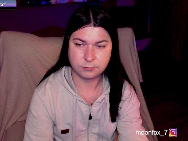 Live sex webcam photo for RonniClapps #276447601