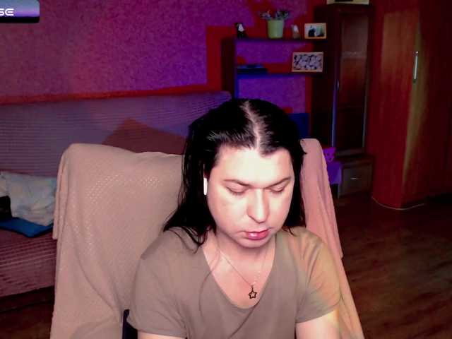 Live sex webcam photo for RonniClapps #276846966