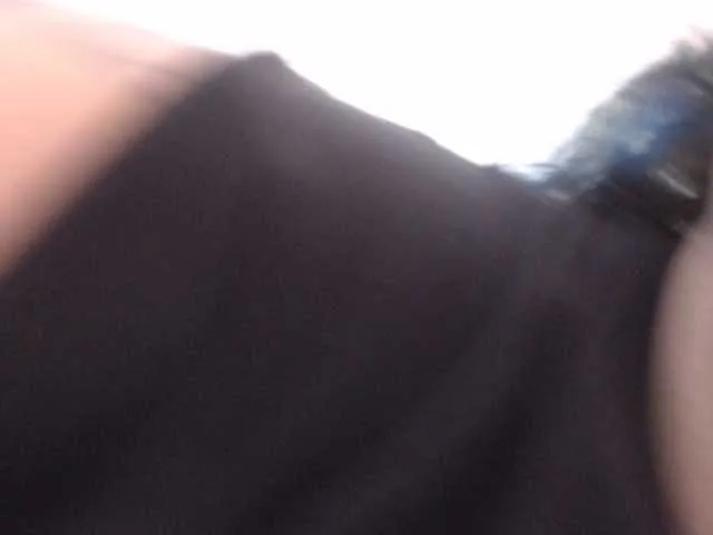 Live sex webcam photo for Roouslover #275631613