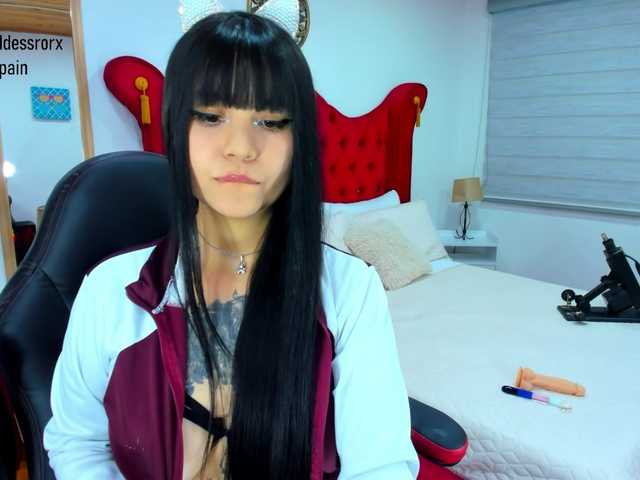 Live sex webcam photo for Rorys- #274134848