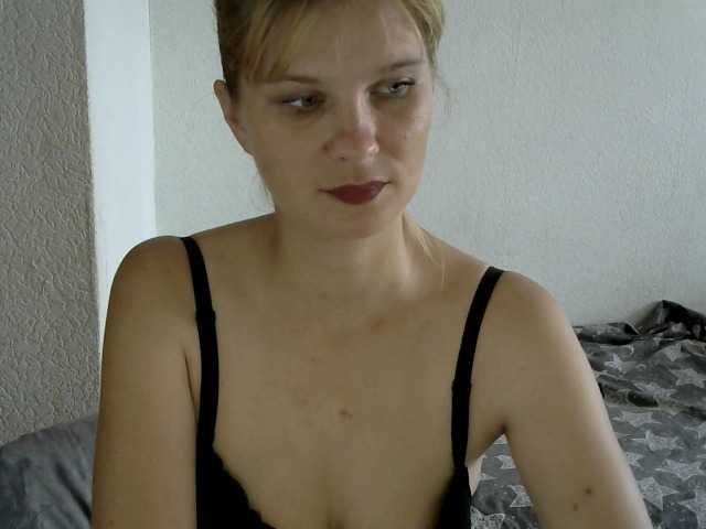 Live sex webcam photo for Rosalyn-Agatha #276130217