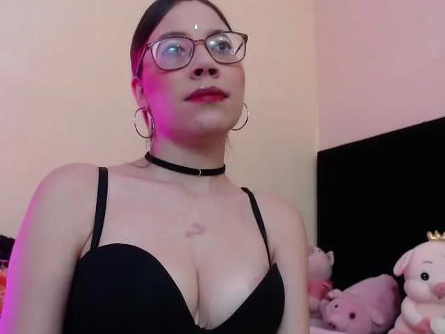 Live sex webcam photo for Rose-Dustin #276753939