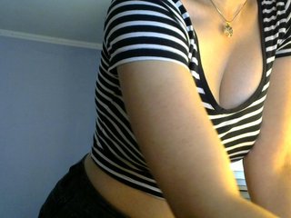 Live sex webcam photo for Rose-Lissa #188507661