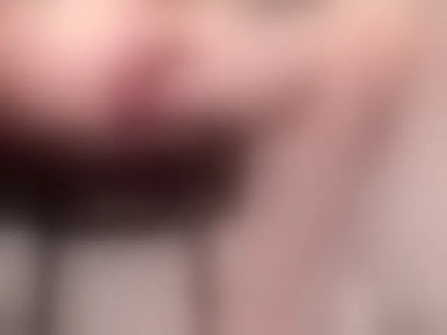 Live sex webcam photo for RoseDaffy #277339001