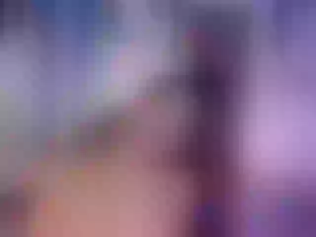 Live sex webcam photo for RoseFerrera #288044780