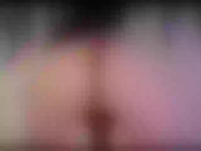 Live sex webcam photo for RoseFerrera #288044801